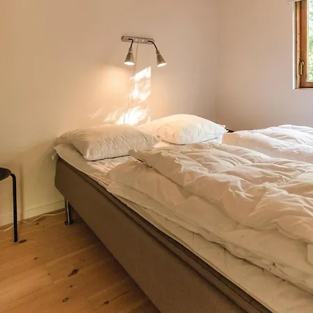 بيت للعطل Three-bedroom Holiday In Sjallands Odde